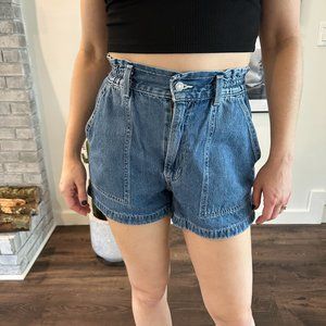 Size 27 - Levi's - High Elastic Waist Denim Shorts